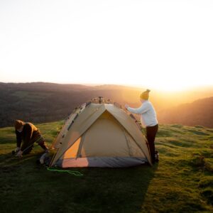 קמפינג וטיולים